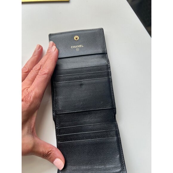 Chanel Black Leather Small Bifold Wallet With Gold Logo Snap Closure - Picture 10 of 12